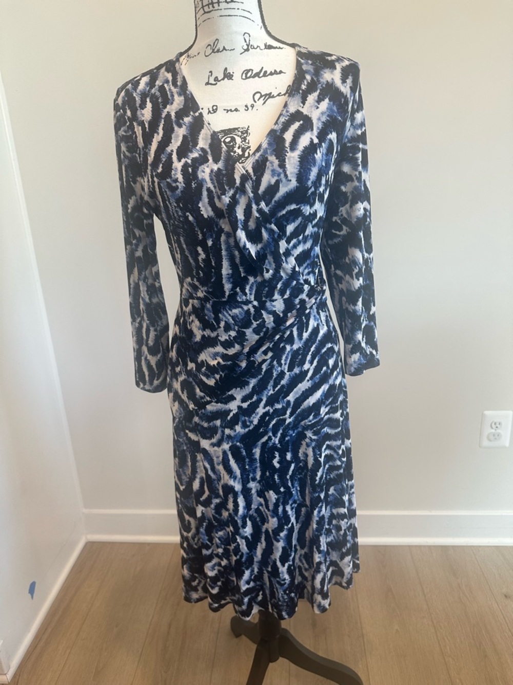 Chico's Blue and White Printed Wrap Midi Dress Tag says size 1 Measures a Medium